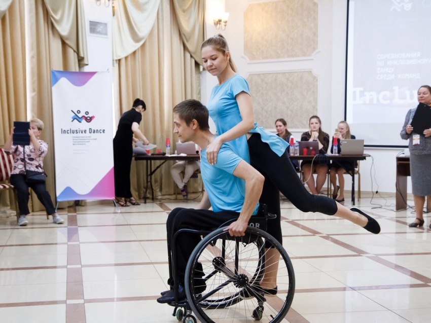 Забайкальцы могут пройти бесплатный онлайн-курс по инклюзивным танцам 